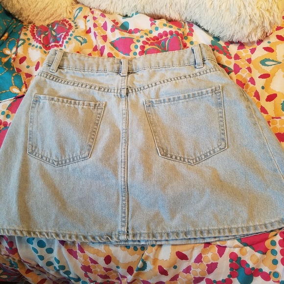 Light Wash Denim Mini Skirt - Picture 2 of 3